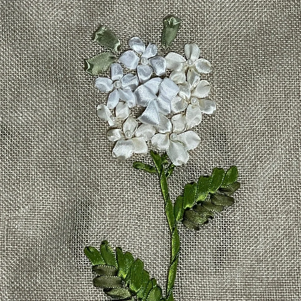 Elegant Floral Ribbon Embroidered Burlap Table‎ Runner Hydrangea Flower Décor